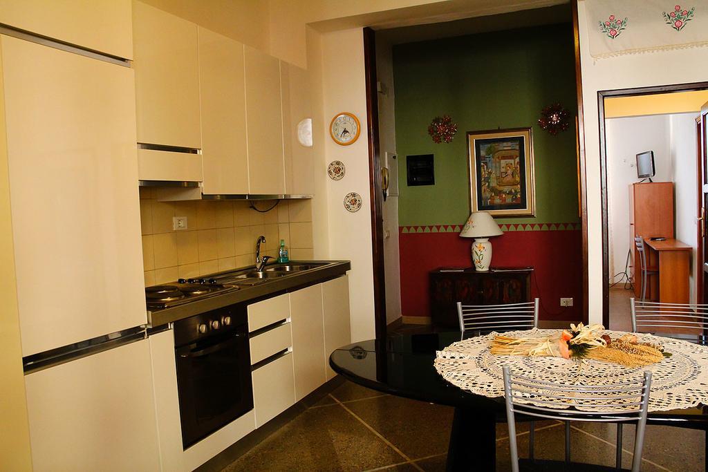 Guesthouse Stazione Pisa Centro Exterior foto